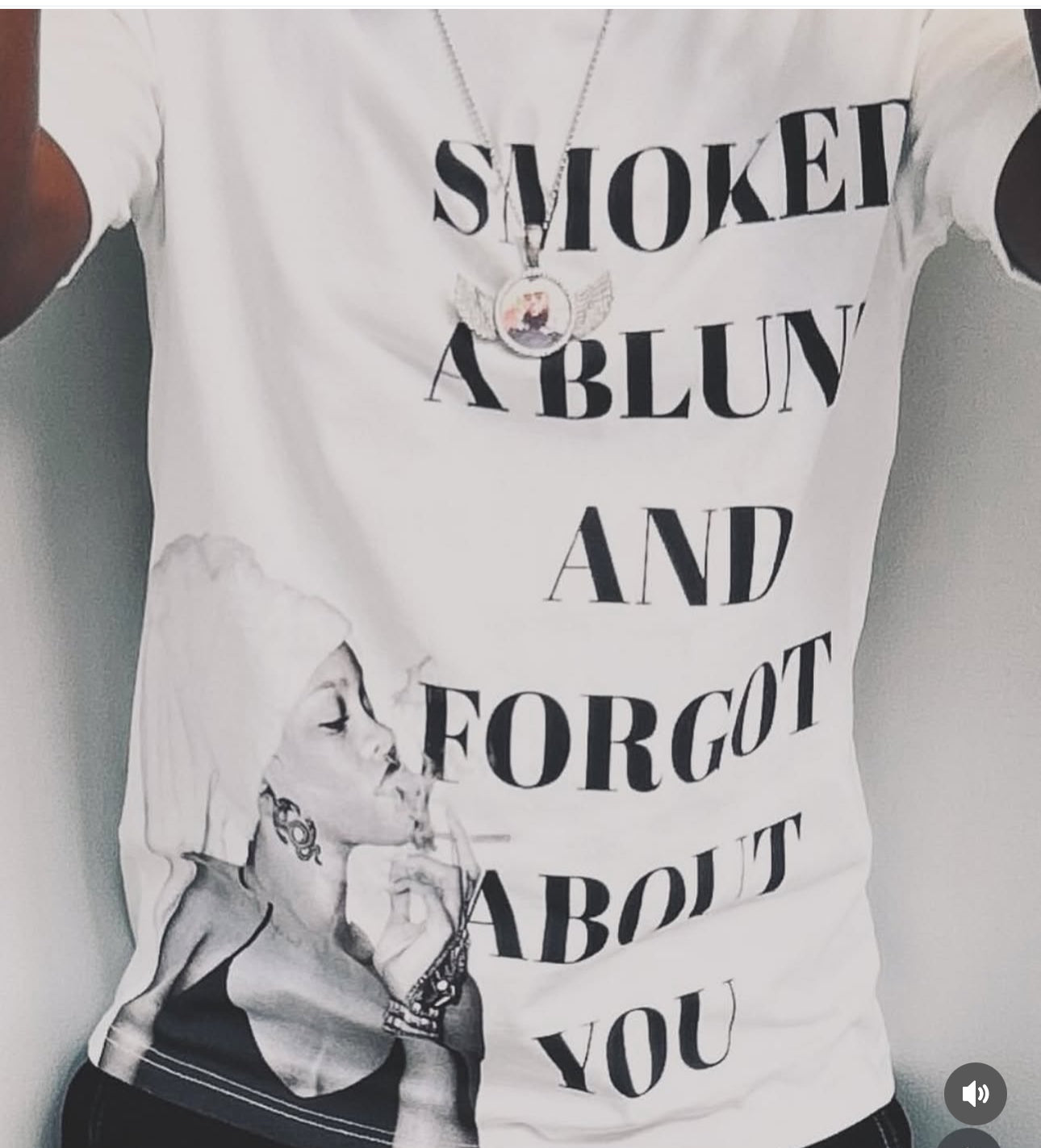 Riri Graphic tee